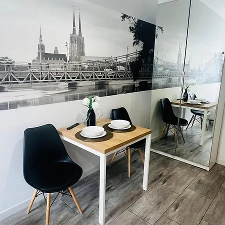 - Ruska Centrum ヴロツワフ