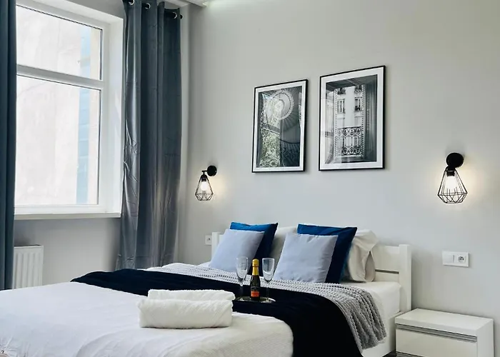 - Ruska Centrum Apartment *