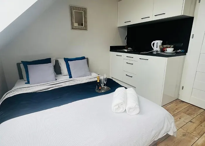 - Ruska Centrum Apartment Breslau