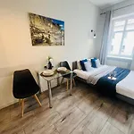 - Ruska Centrum Apartamento *
